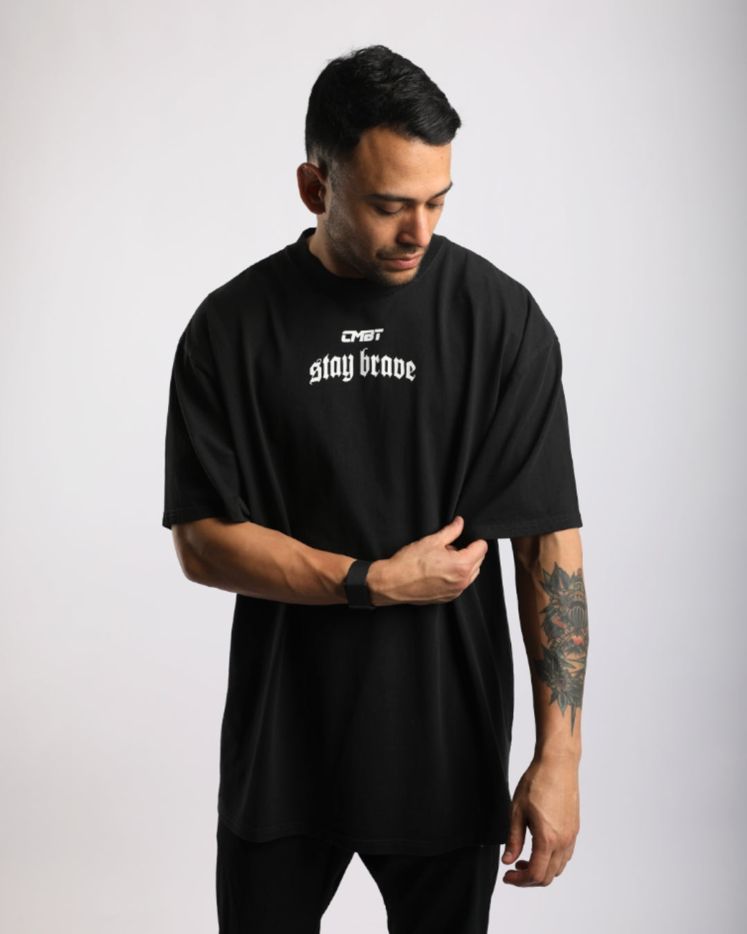 STAY BRAVE Tシャツ　XL Stay Brave Heavy Tee – CMBT Nutrition