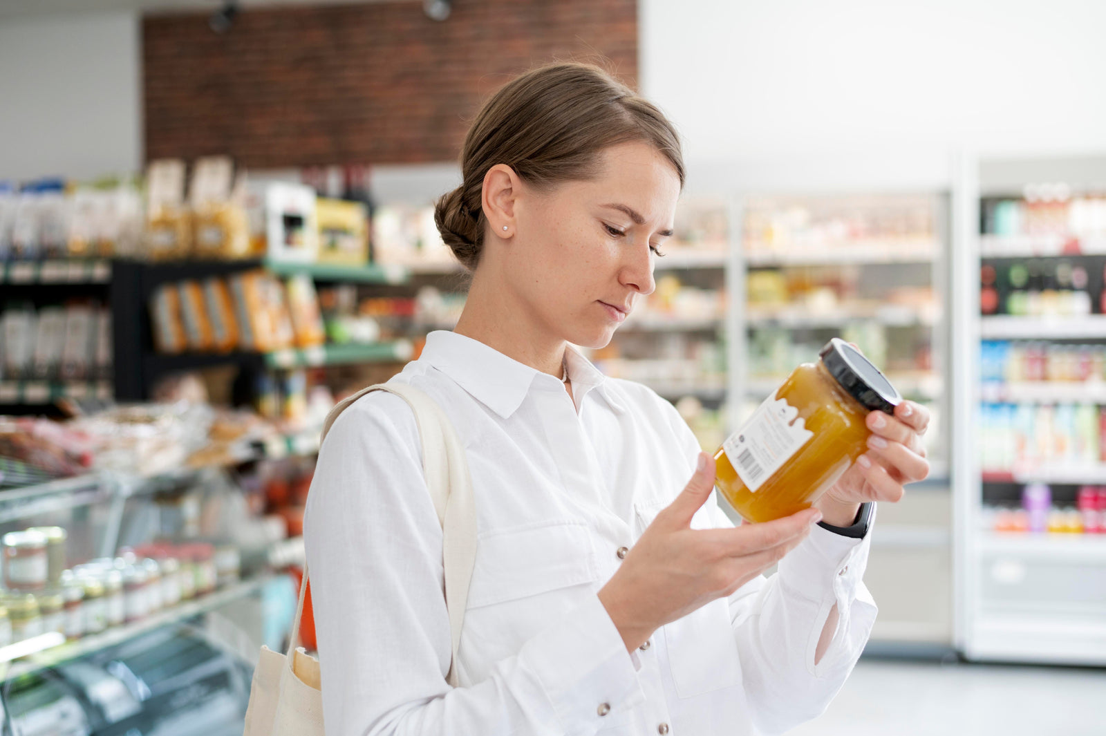 The Complete Guide to Reading a Protein Bar Nutrition Label in Australia
